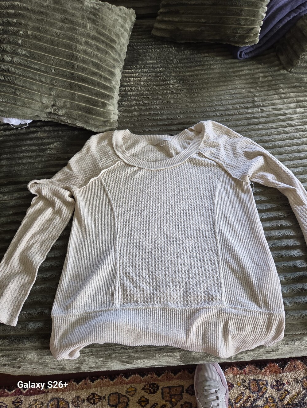 Women’s Cream Crewneck Waffle-Panel Pullover Sweater